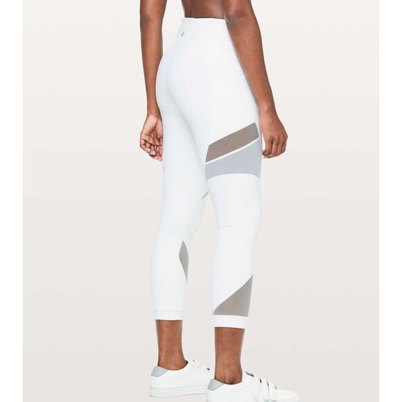 Lululemon Mesh In Motion Crop Leggings 23" NWOT - Picture 2 of 16